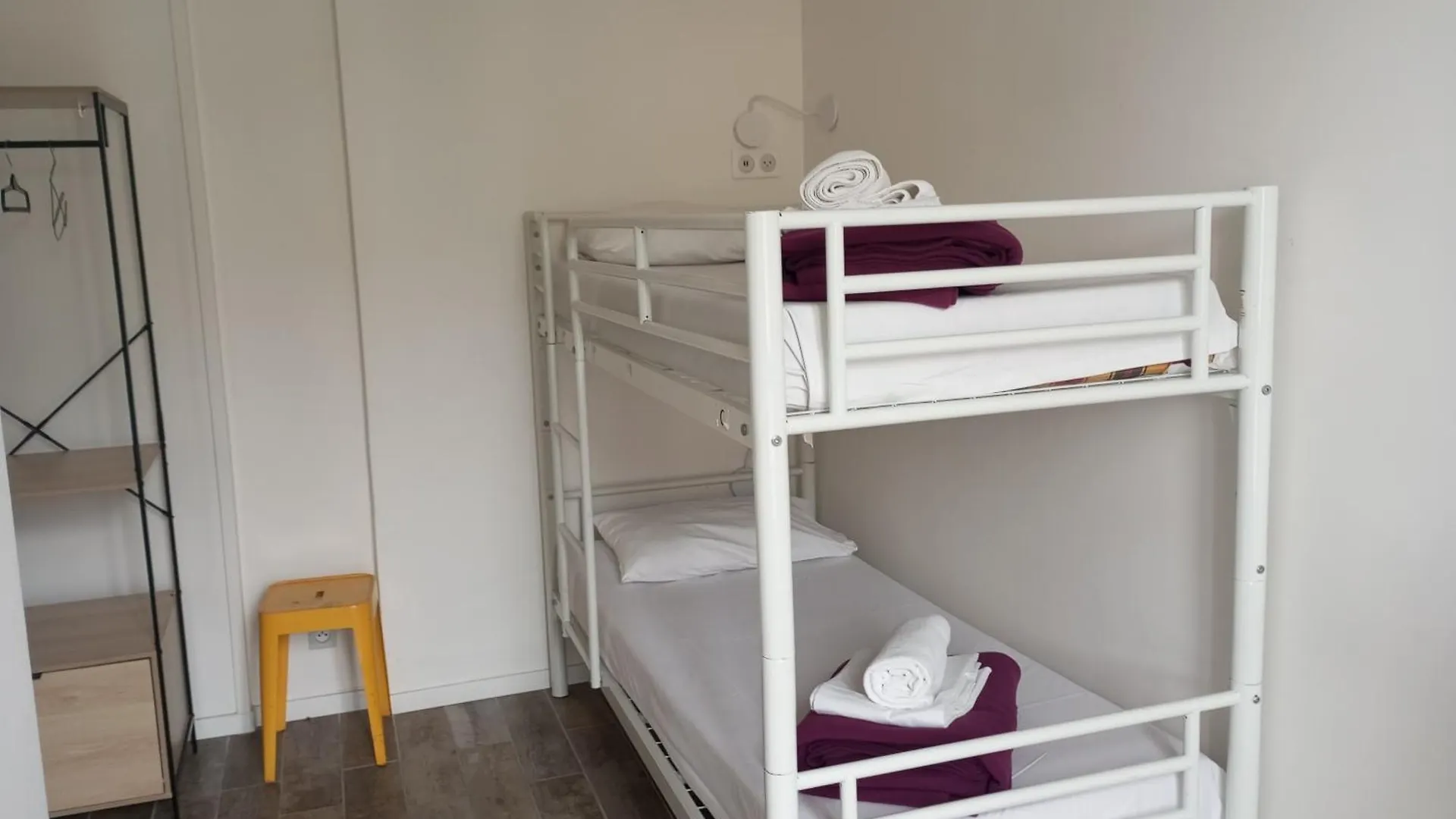 Arty Paris Porte De Versailles By River Hostel