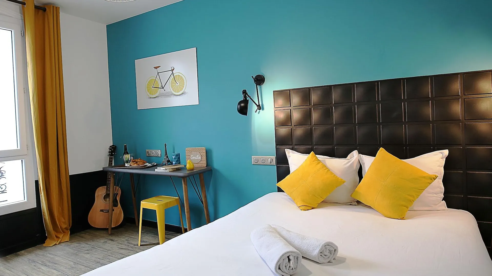 Hostal Arty Paris Porte De Versailles By River Albergue